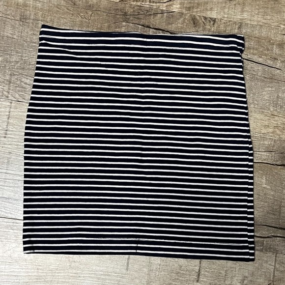 H&M Mini Skirt XS Straight Fitted Striped Cotton Blend Jersey Stretch Navy - Picture 1 of 7